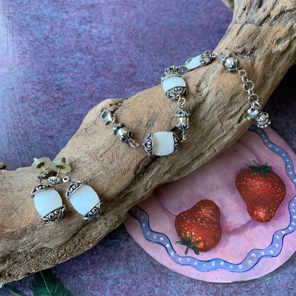 Brighton Jewelry - 🖤Brighton🖤 Silver /White Bracelet & Earrings Set